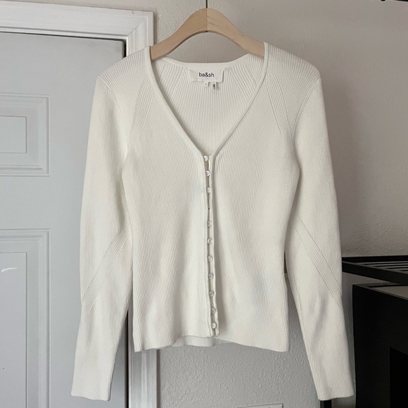 ba&sh Tops - BA&SH white rib knit‎ viscose blend chunky button up puff long sleeve top